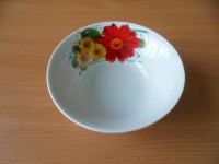 ф0547/1 Салатник 360 см3,  Праздничная гербера